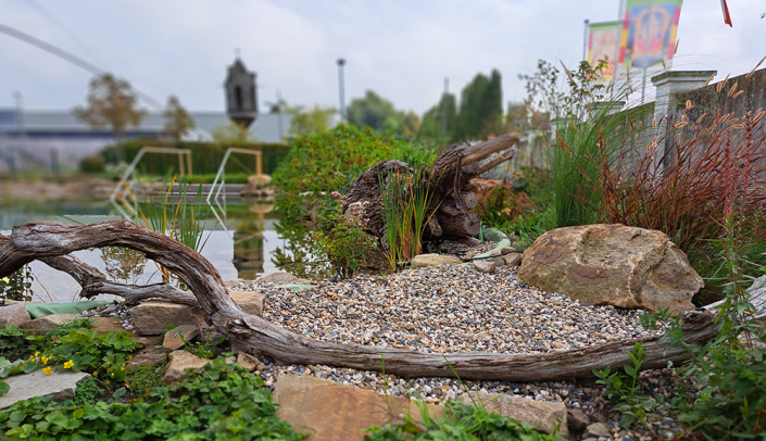 Teich am Hindu-Tempel